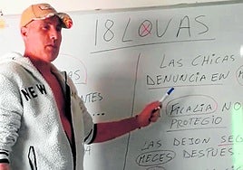 Agustín A.B., alias Yino, en una imagen que difundió él mismo en sus perfiles públicos.