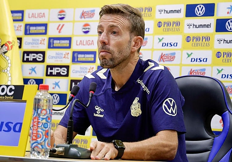 Luis García durante una rueda de prensa antes de un partido de la UD Las Palmas.