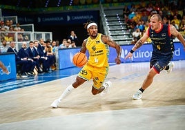 El Granca revivió en un Día de Todos los Santos propició para remontar