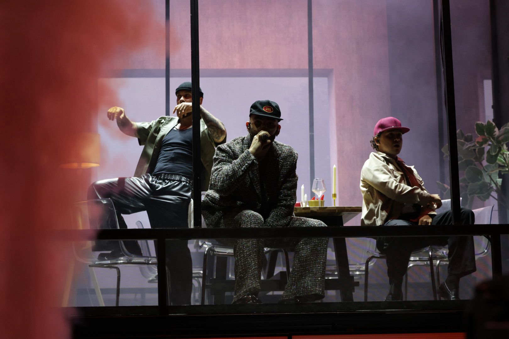 Manuel Turizo llena de canciones y bailes el recinto ferial de Las Palmas de Gran Canaria