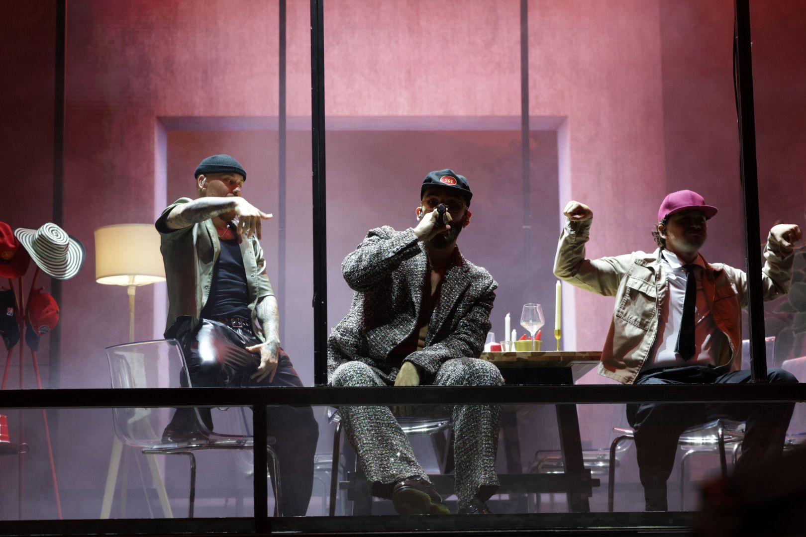 Manuel Turizo llena de canciones y bailes el recinto ferial de Las Palmas de Gran Canaria