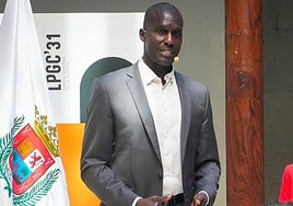 Savané analiza la actualidad del Gran Canaria, en el marco del acto de adhesión y apoyo del club a la candidatura de Las Palmas de Gran Canaria como Capital Europea de la Cultura en 2031.