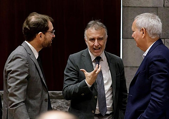 Antonio Olivera, Ángel Víctor Torres y Sebastián Franquis, en 2019.