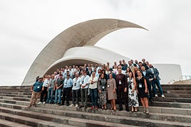 Bodegueros y equipo de La Cava de Piñero.