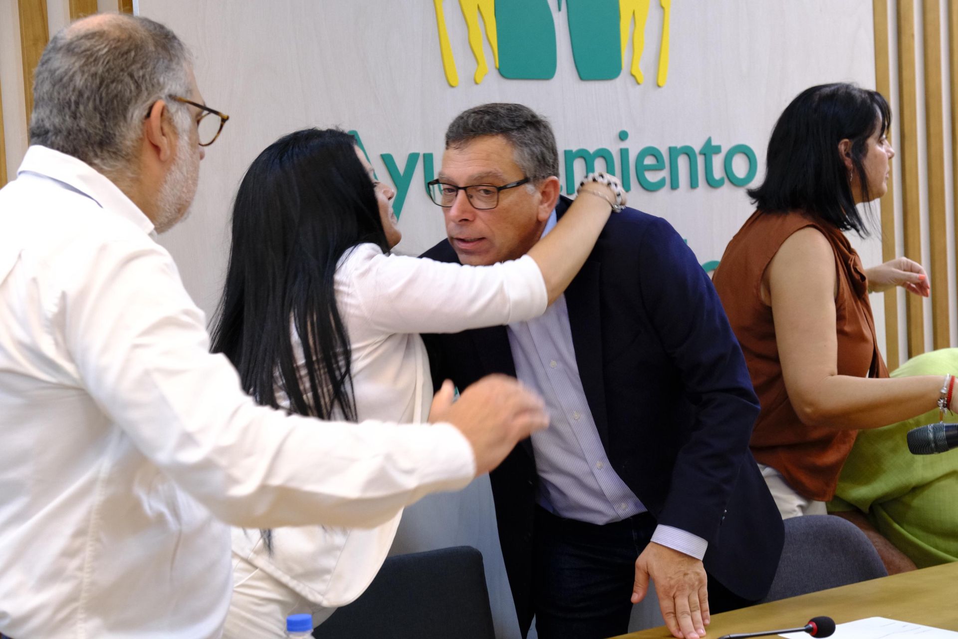 La reacción del grupo de gobierno de Valsequillo a la moción de censura, en imágenes