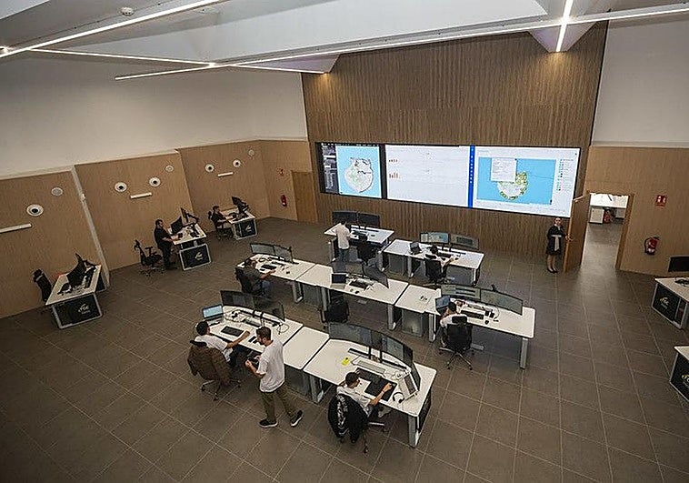 Vista de la sala principal del Centro de Control de la Movilidad de Gran Canaria.