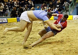 Imagen de archivo del Pollo del Callejón VI en plena acción.