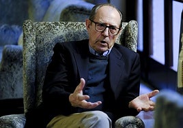 Rafael Canogar, a sus 90 años, este martes, en el Hotel Santa Catalina, durante la entrevista con CANARIAS7.