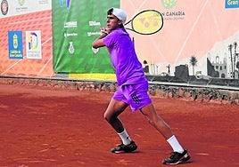 El grancanario Roberto Pérez se cuela en los octavos de final del I ITF M15