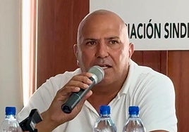 Maxi Díaz se dirige al colectivo tras su reelección el jueves.