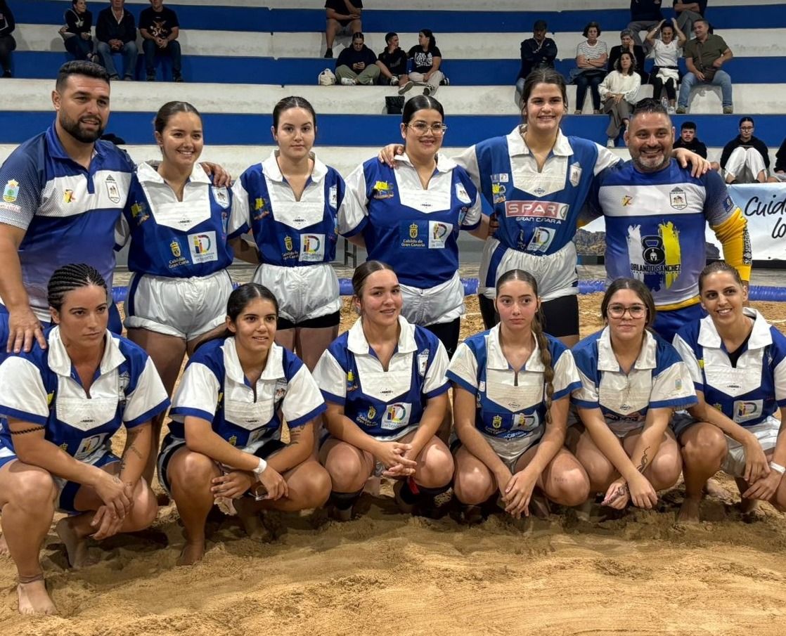 Espectáculo con el torneo Fajín de Lucha Canaria
