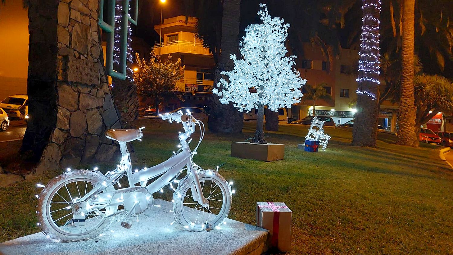 Imagen de archivo de luces de Navidad en Ingenio