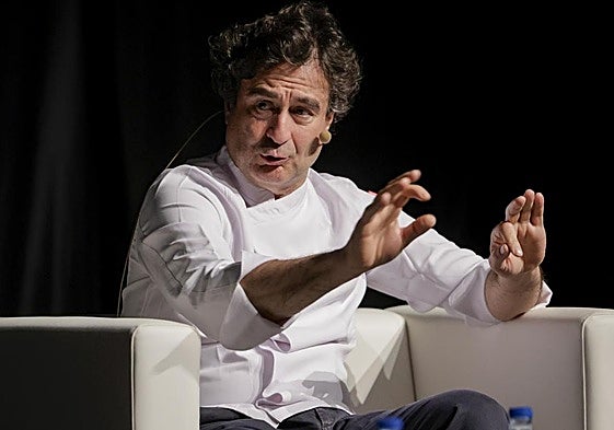 Pepe Rodríguez, durante la charla que ofreció en el Foro de Turismo de Maspalomas.