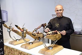 Ernesto Trujillo, dueño de En el nombre del Jamón.