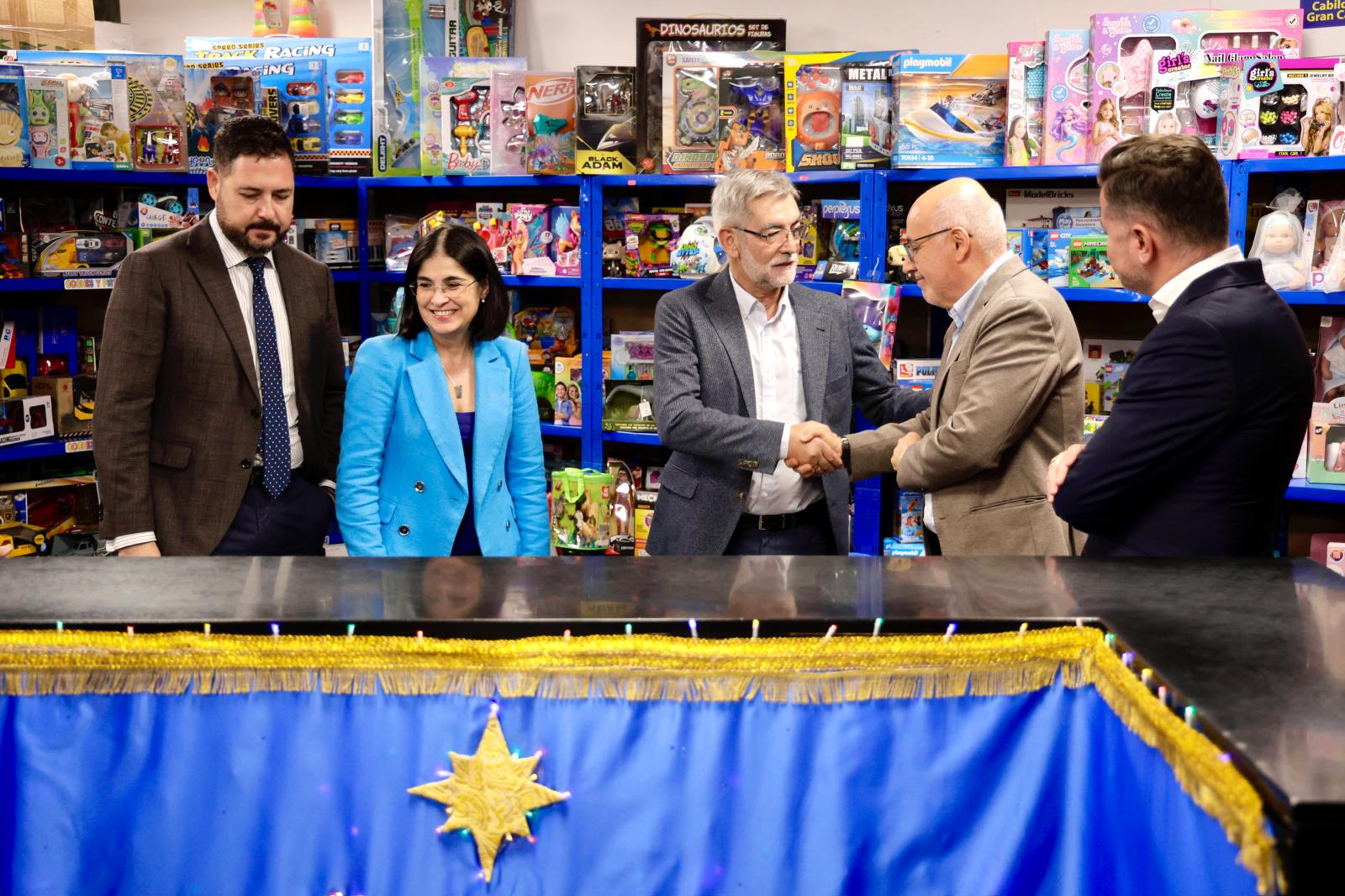 Arranca la campaña benéfica de recogida de juguetes en la Casa de Galicia