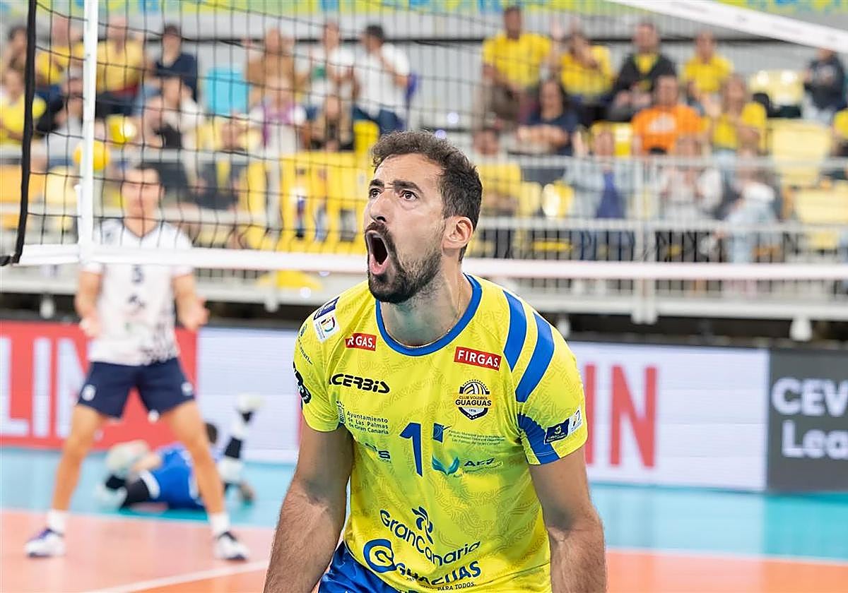 Nico Bruno celebra un punto. El argentino volvió a ser clave en el Guaguas.