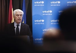 El presidente de Unicef España, Gustavo Suárez Pertierra durante la presentación del estudio.
