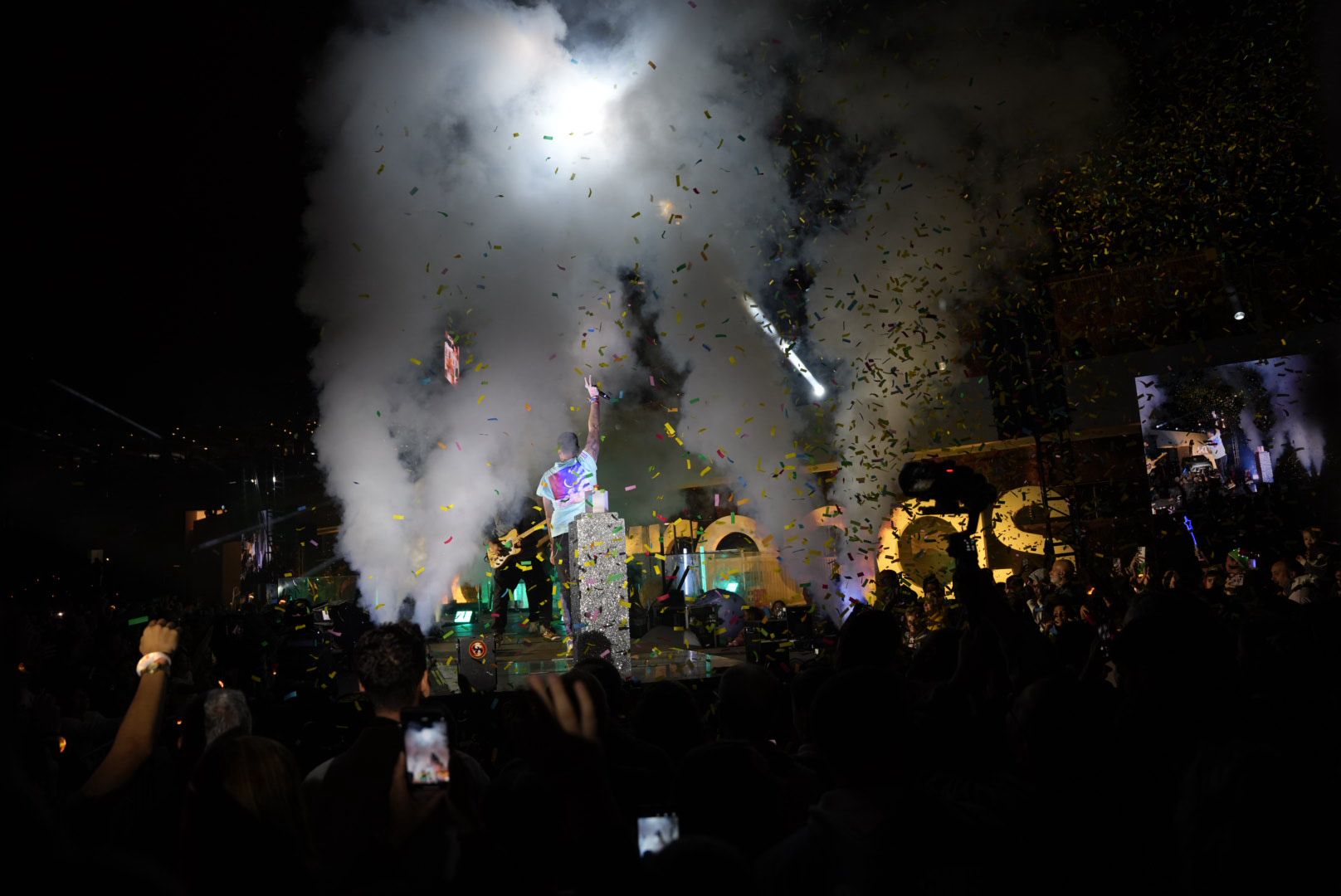 El encendido de las luces de navidad de Las Arenas, en imágenes