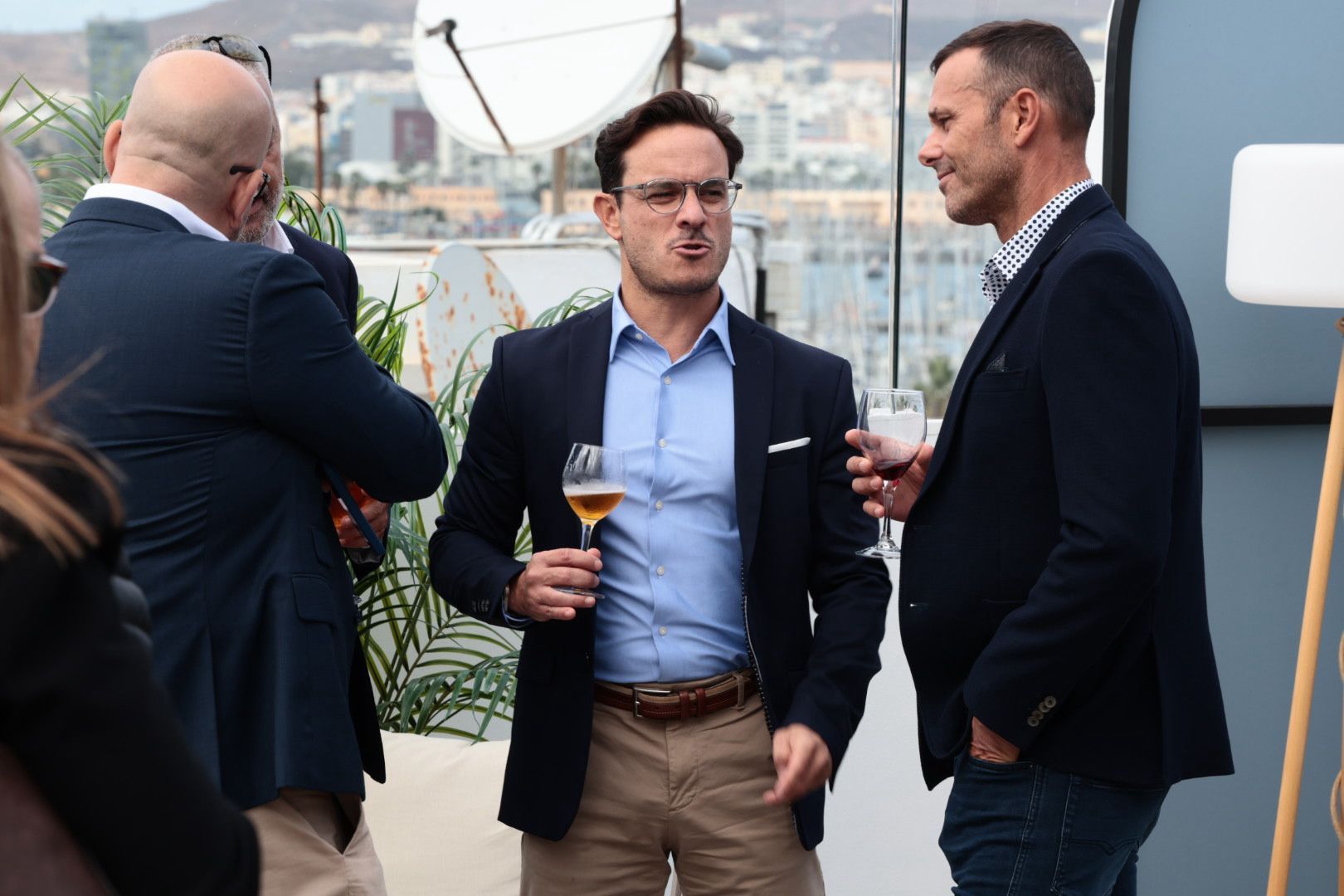 La patronal portuaria Oneport celebra su coctel navideño