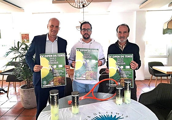 Las autoridades, en la presentación del evento.