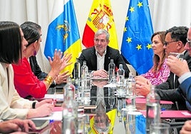 Imagen de archivo de un Consejo de Gobierno presidido por Fernando Clavijo.