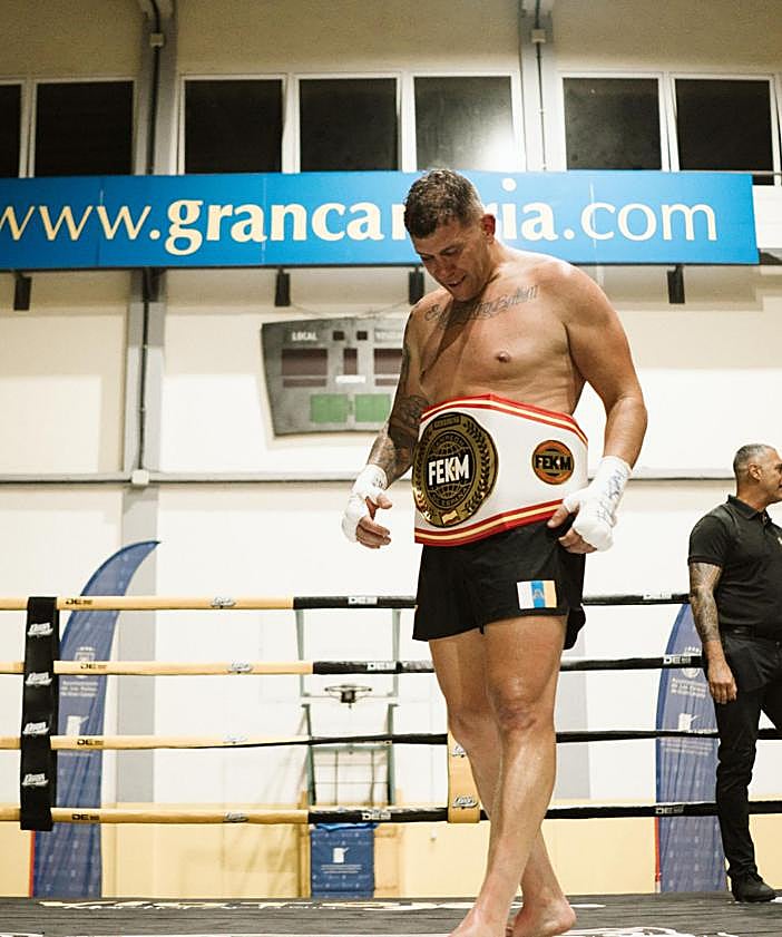 Imagen secundaria 2 - Rafa Cazorla se corona