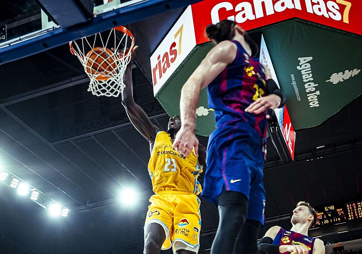 El Dreamland Gran Canaria claudica ante el Barça en el Arena (61-72)