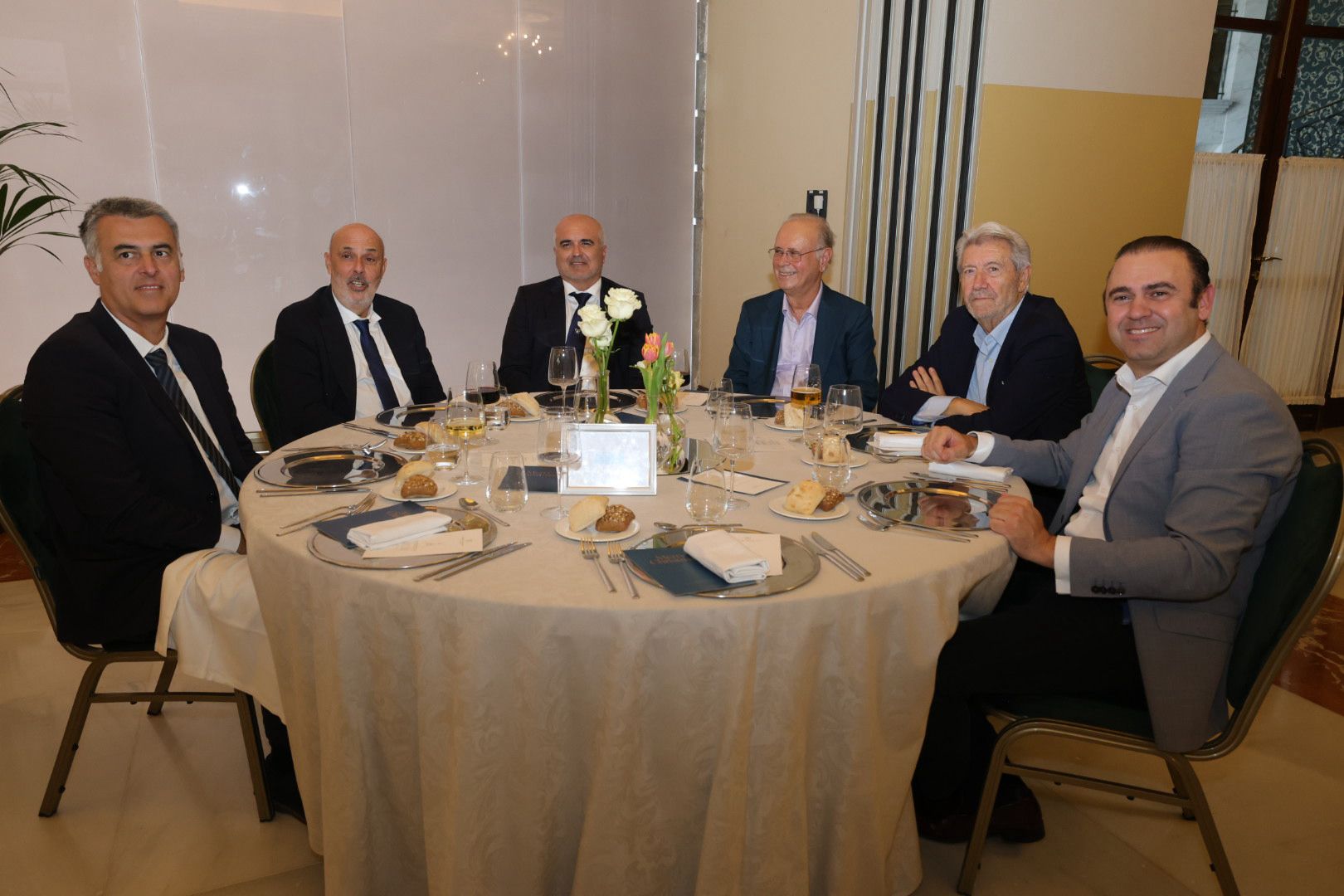 Imágenes de la entrega del I Premio Gaveta de Honor a Pedro del Castillo