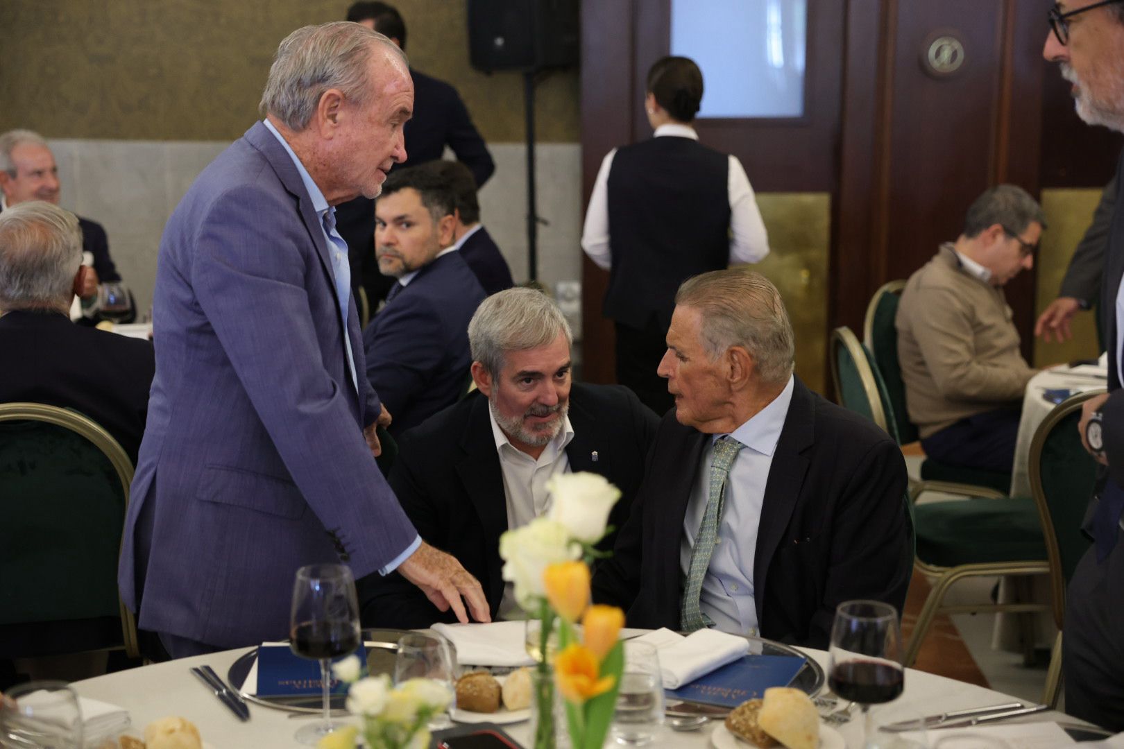 Imágenes de la entrega del I Premio Gaveta de Honor a Pedro del Castillo