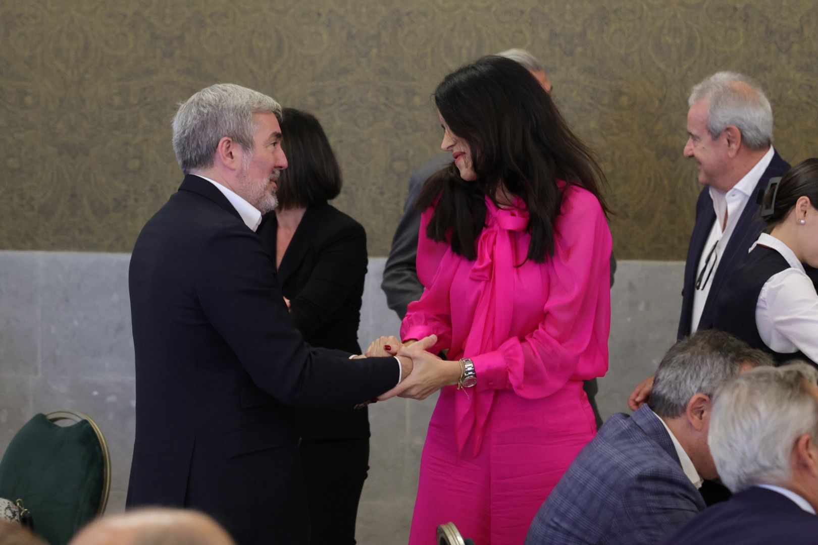 Imágenes de la entrega del I Premio Gaveta de Honor a Pedro del Castillo