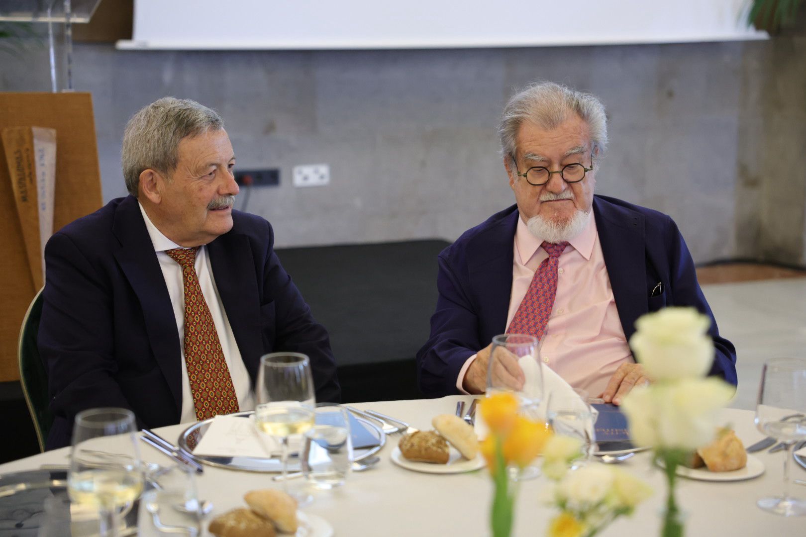 Imágenes de la entrega del I Premio Gaveta de Honor a Pedro del Castillo