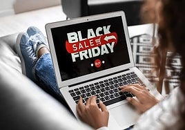 La Policía Nacional alerta de los peligros en la compra online.