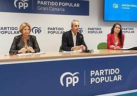 Rueda de prensa ofrecida por el Grupo Popular del Cabildo de Gran Canaria.