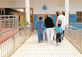 La inclusión se demuestra incluyendo