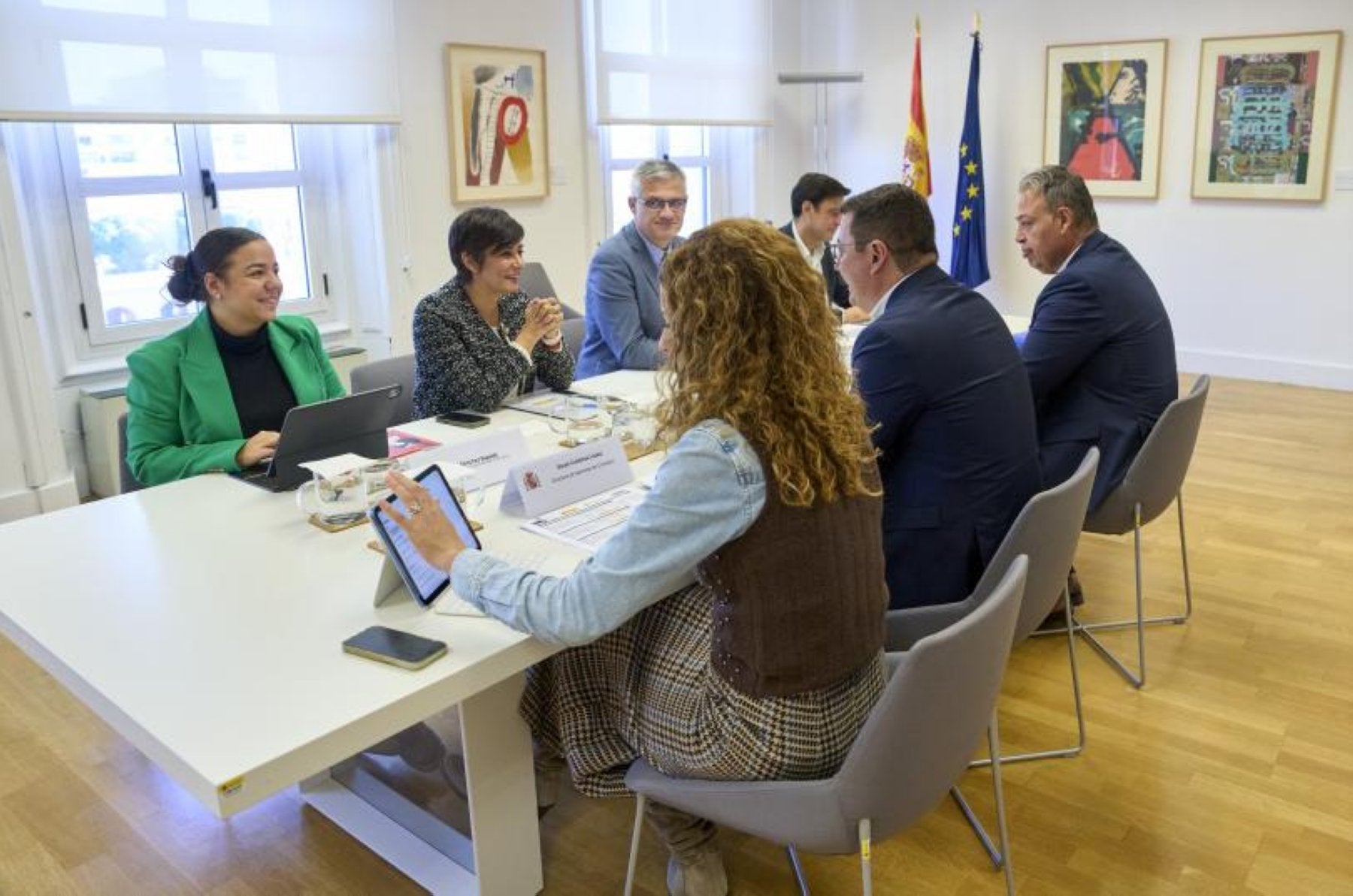 Un momento de la reunión del equipo canario de Obras Públicas, Vivienda y Movilidad con el ministerio.