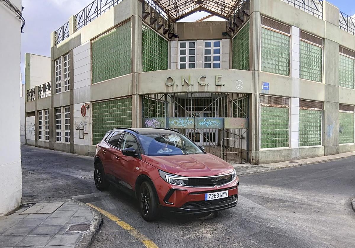 Antigua sede de la ONCE en Arrecife, opción para albergar instalaciones sociales cabildicias.