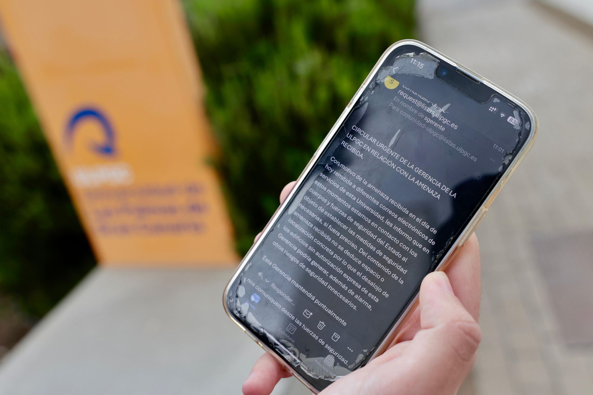 Las imágenes de la ULPGC tras el correo de amenaza terrorista