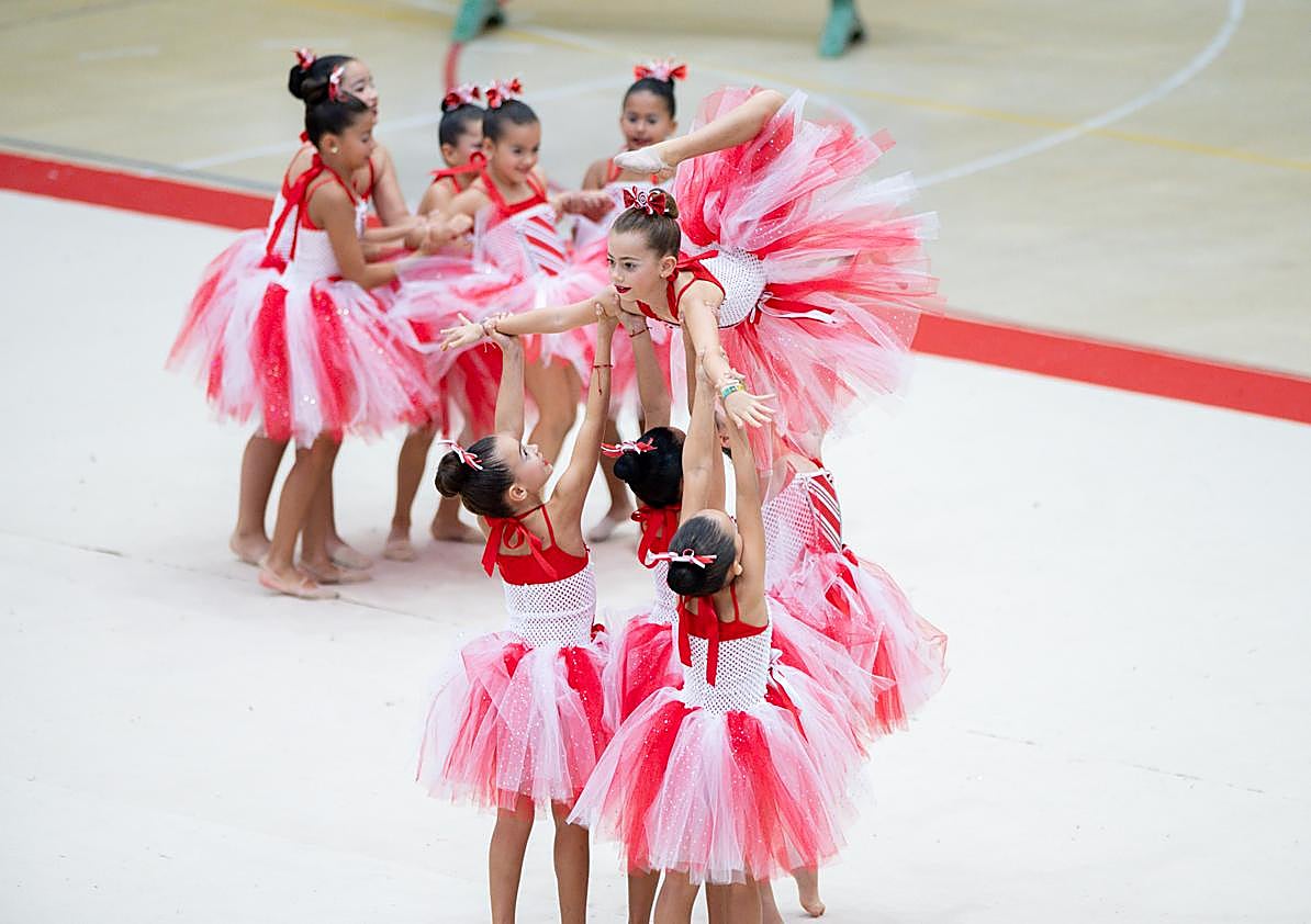 Imagen secundaria 1 - Las gimnastas del CD Elegua y el Festival Nocturno de Telde, protagonistas de la jornada inaugural del 63º Blume Gran Canaria