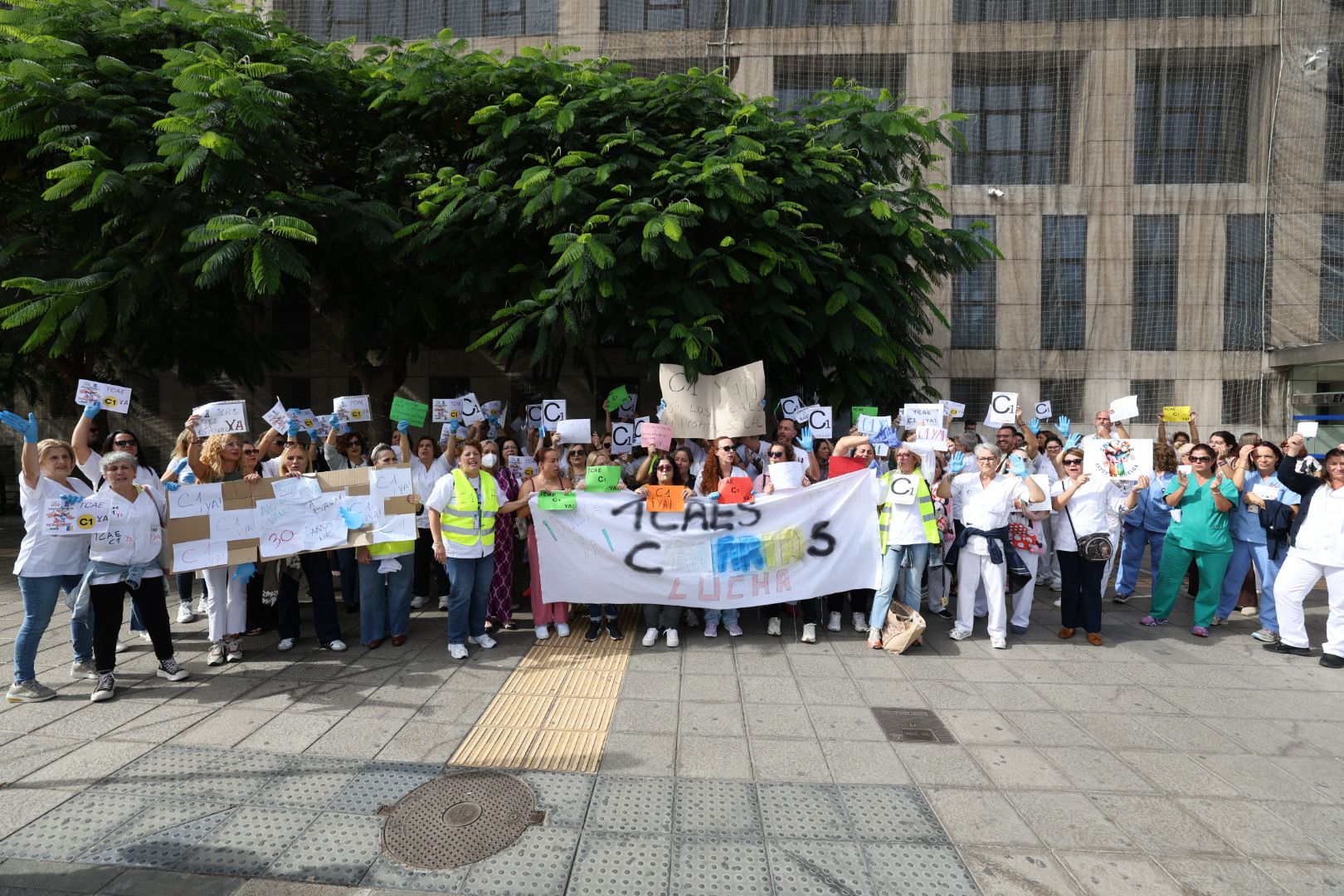 Imágenes de la huelga de los auxiliares de enfermería en el hospital Insular de Gran Canaria