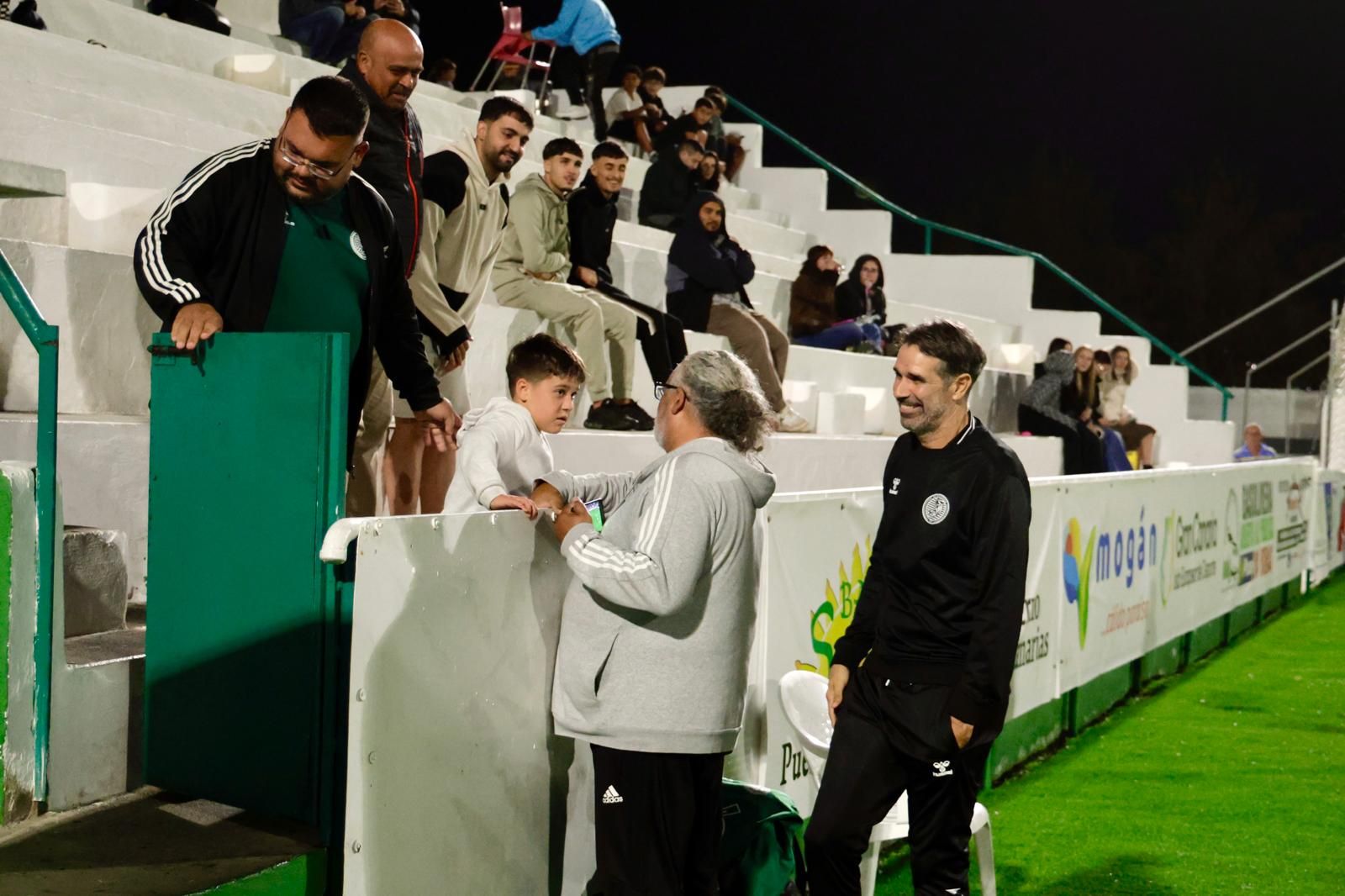 El debut de Valerón en el banquillo del Arguineguín, en imágenes