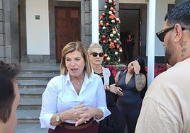 La concejala Inmaculada Medina, en la plaza de Santa Ana.