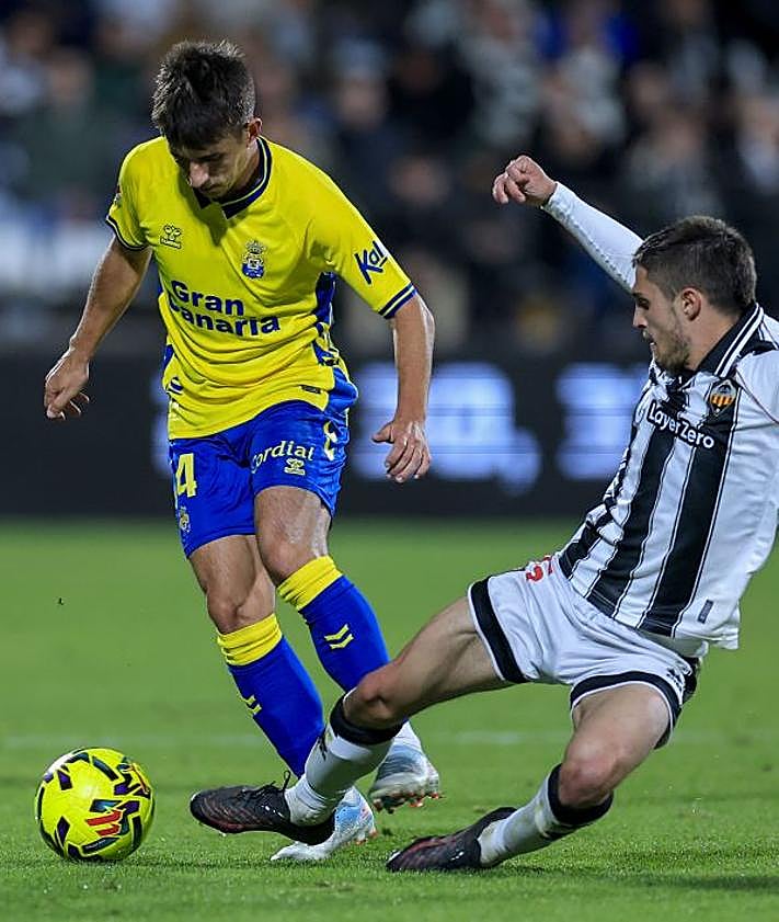 Imagen secundaria 2 - Mucho Suero del Castellón para prolongar el maleficio amarillo