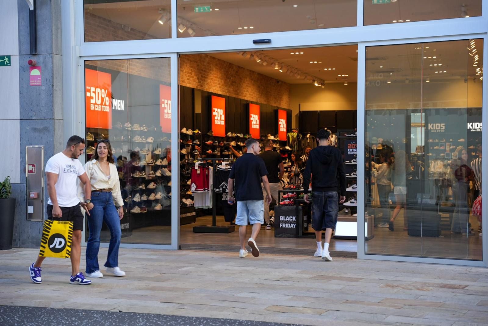 Imágenes del último día de compras por el Black Friday