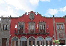 Casas Consistoriales de Santa María de Guía.