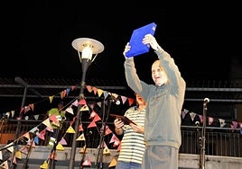 Imagen de archivo de Domingo Machín, Mingole, en un acto en que recibió un homenaje de su barrio.