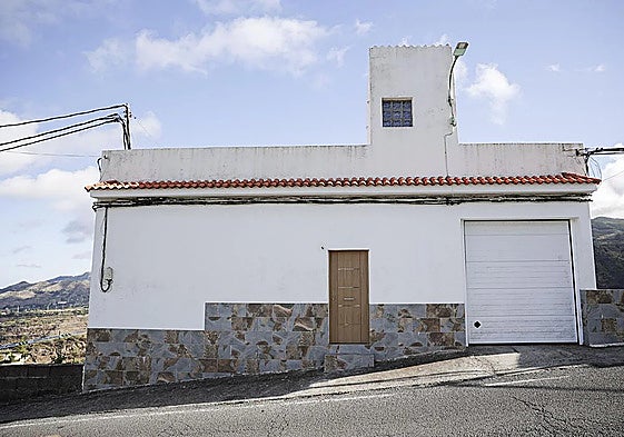 En esta casa, lugar donde ocurrió el crímen, vivía la víctima con su hija.