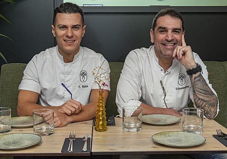Los chefs de La Santa Barra, Fernando Reina y David Domínguez.