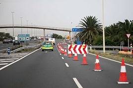 Imagen de archivo de un corte de carretera en Gran Canaria.