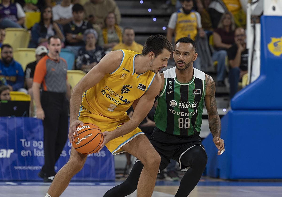 El argentino Nico Brussino en un encuentro de Liga Endesa celebrado en el Gran Canaria Arena.
