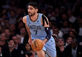 Sublime Aldama: bate su récord anotador en la NBA con 37 puntos